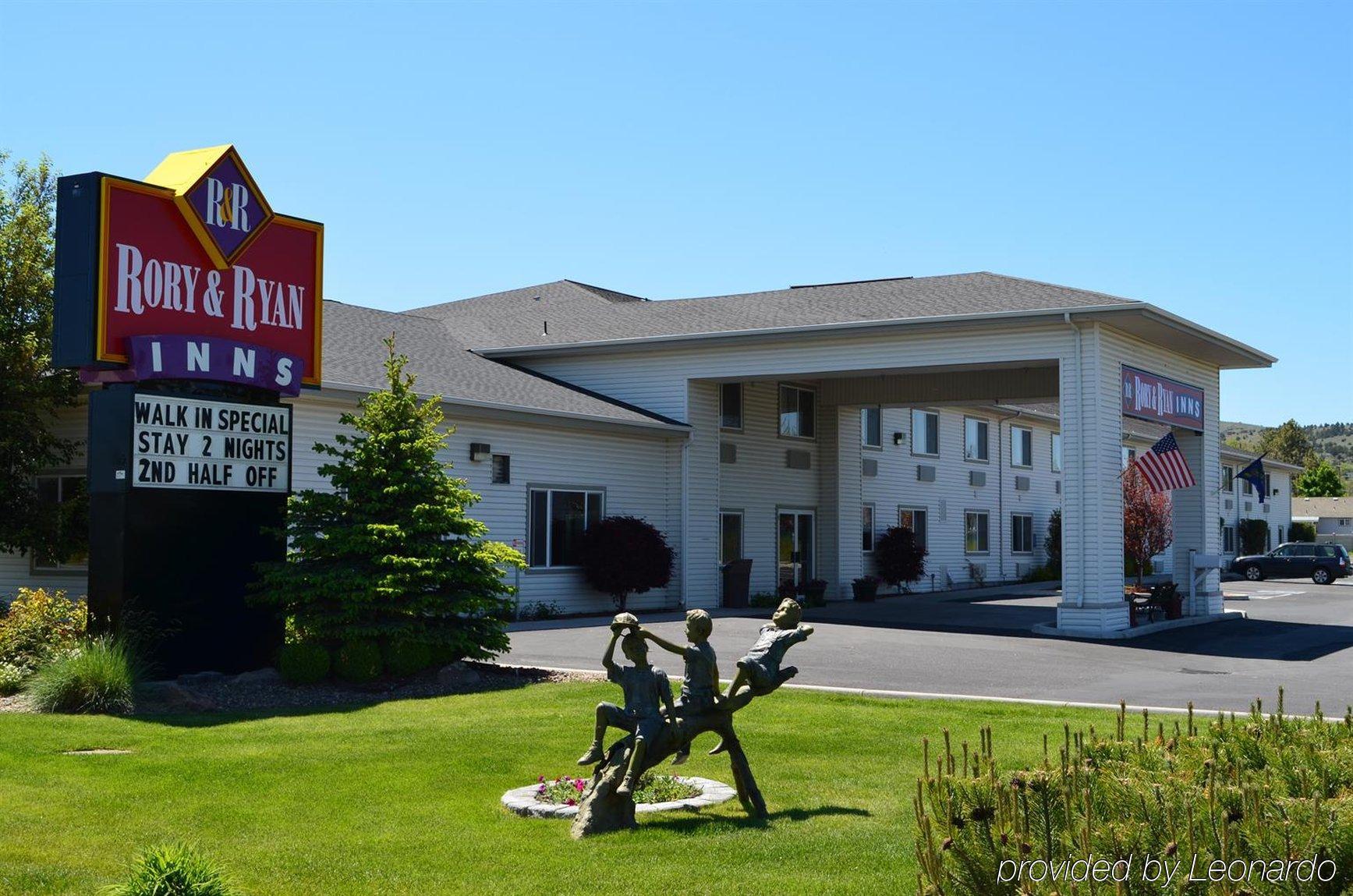 Rory & Ryan Inn Hines ภายนอก รูปภาพ